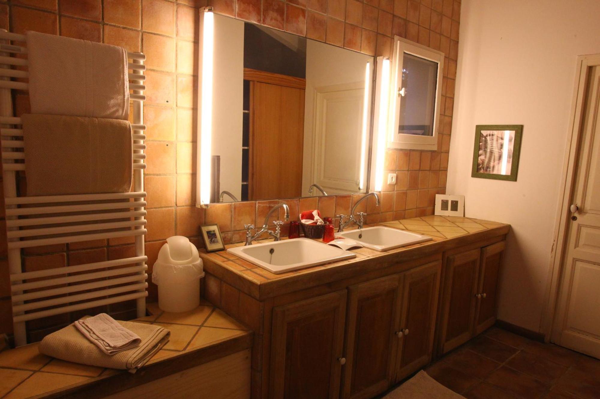 Mas Du Pont De Laute Villa Le Cailar Bilik gambar